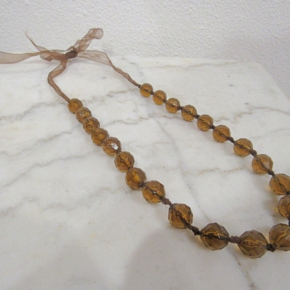 Brown Beaded Necklace EUC - Picture 2 of 2